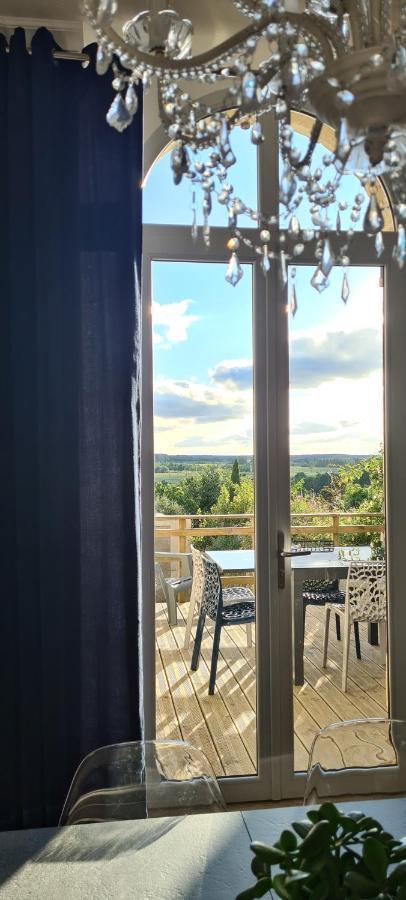 Confidences Escale A Brissac Bed & Breakfast Exterior photo
